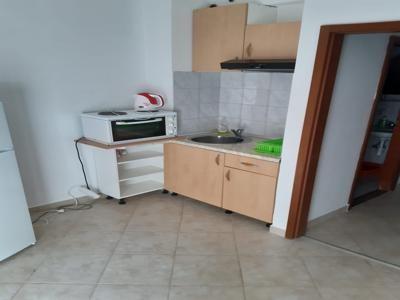 Apartman B – kupaonica s tuš kabinom